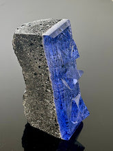 “Indigo lava” Wedge #004